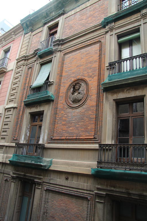 Hostal Excellence Barcelona Exterior photo